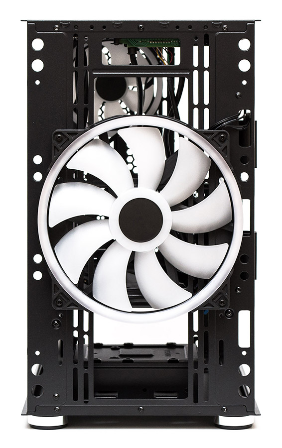 Aerocool atomic. Фронтальных вентиляторов