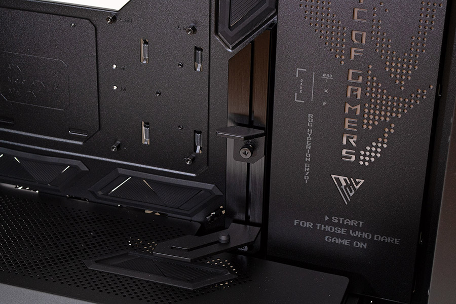 ASUS ROG Hyperion GR701