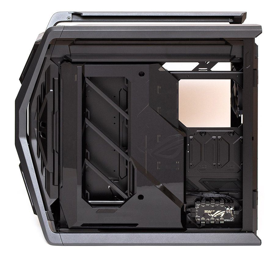 ASUS ROG Hyperion GR701