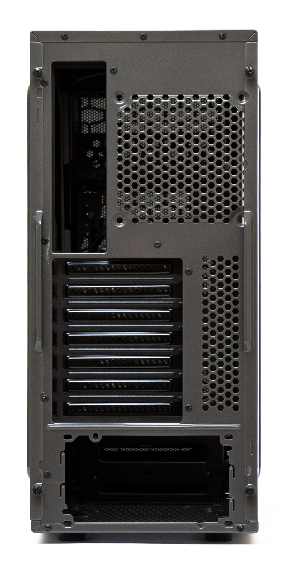 Обзор корпуса Fractal Design Focus G