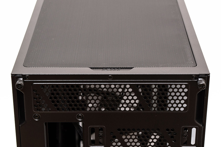 MSI MPG Gungnir 300R Airflow