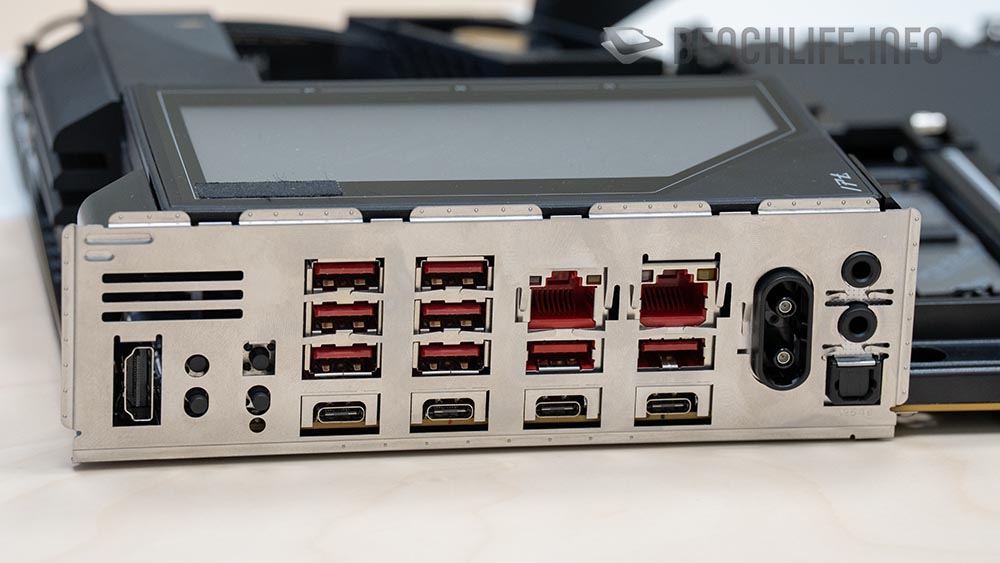 Gigabyte показала першу материнську плату Z990 для процесорів Intel Nova Lake‑S