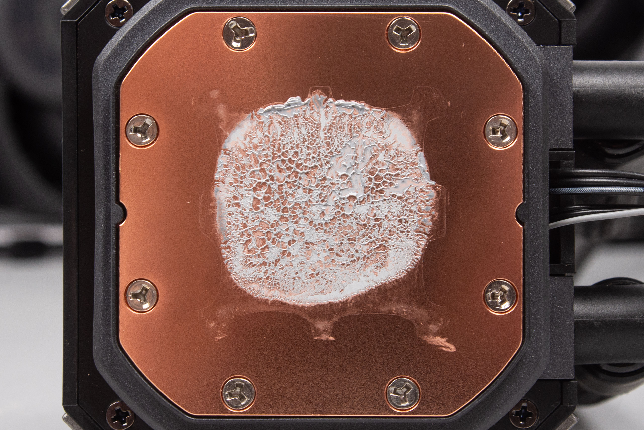 Обзор системы жидкостного охлаждения ID-Cooling DX360 Max