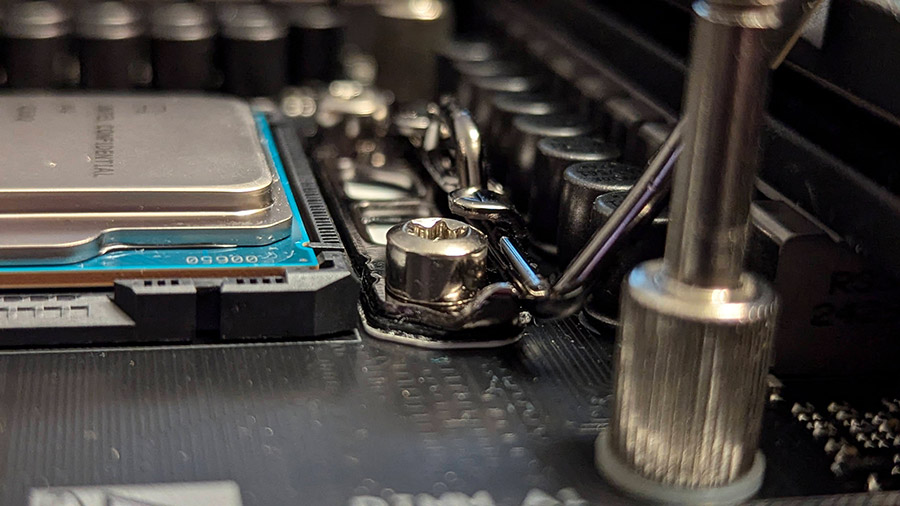 Обзор и тестирование процессора Intel Core Ultra 9 285K и платформы LGA 1851. Плиточник, сделавший шаг в сторону