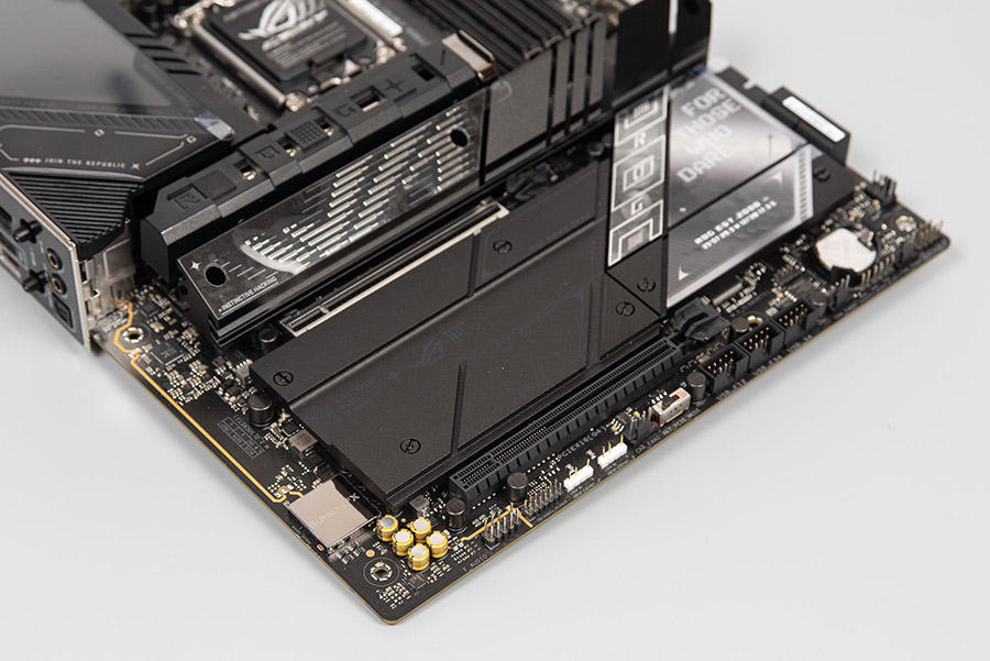 Огляд та тестування материнської плати ASUS ROG Strix Z890-E Gaming WiFi для платформи Intel LGA 1851