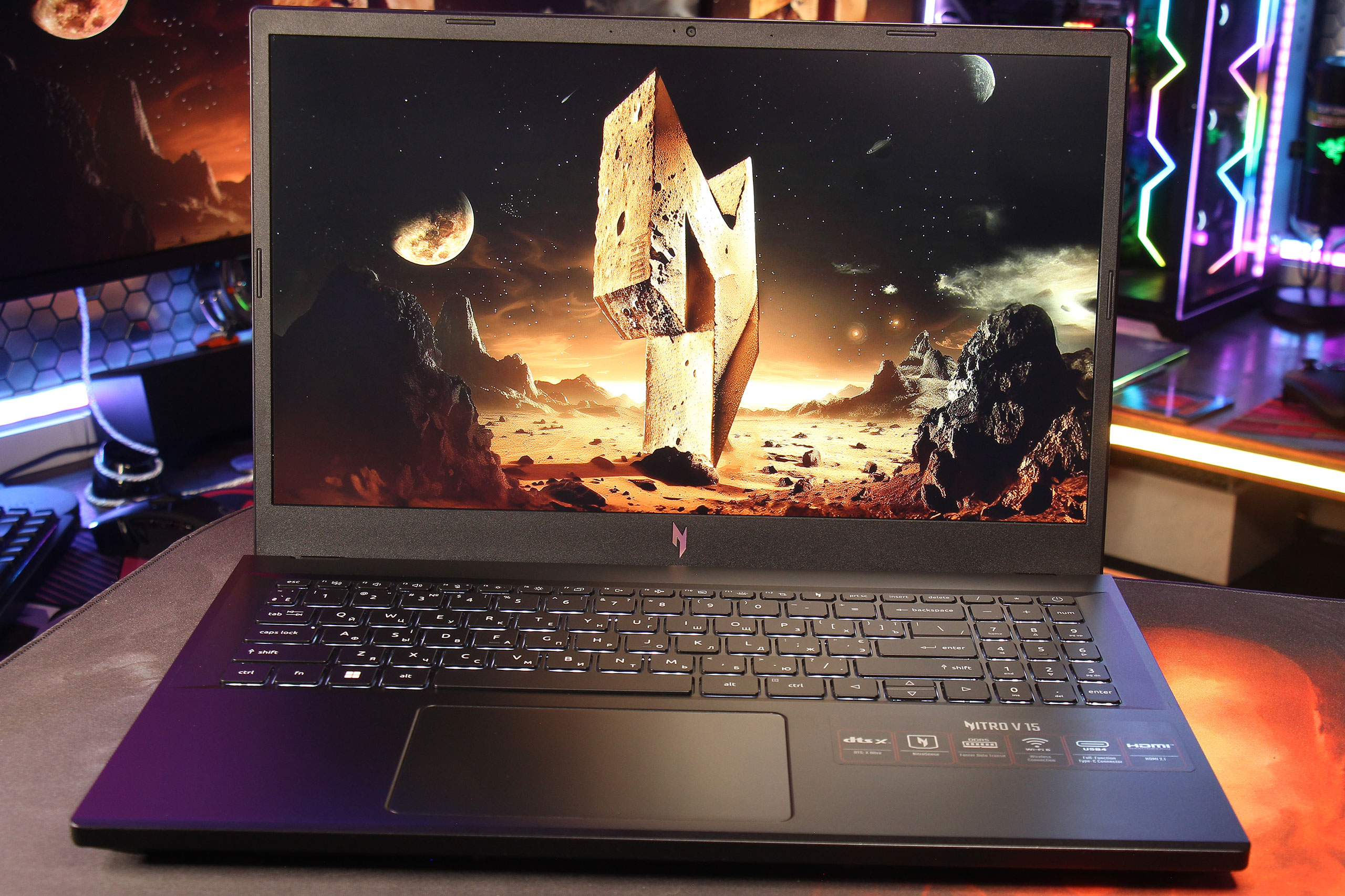 Обзор и тестирование игрового 15″ ноутбука Acer Nitro V 15 ANV15-41 на базе процессора AMD Ryzen 5 7535HS и видеокарты Nvidia GeForce RTX 4060 в комплекте с геймпадом Acer Nitro NRG300