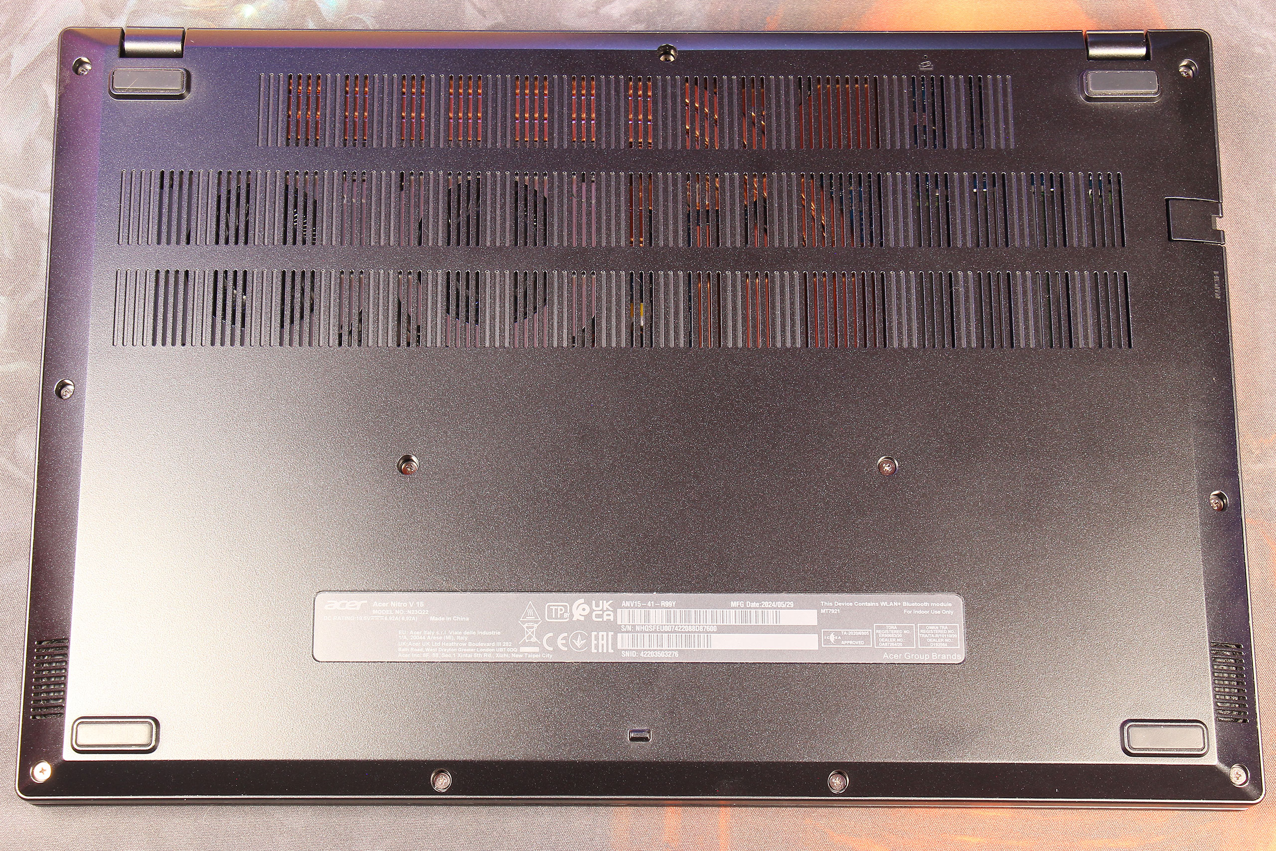 Обзор и тестирование игрового 15″ ноутбука Acer Nitro V 15 ANV15-41 на базе процессора AMD Ryzen 5 7535HS и видеокарты Nvidia GeForce RTX 4060 в комплекте с геймпадом Acer Nitro NRG300