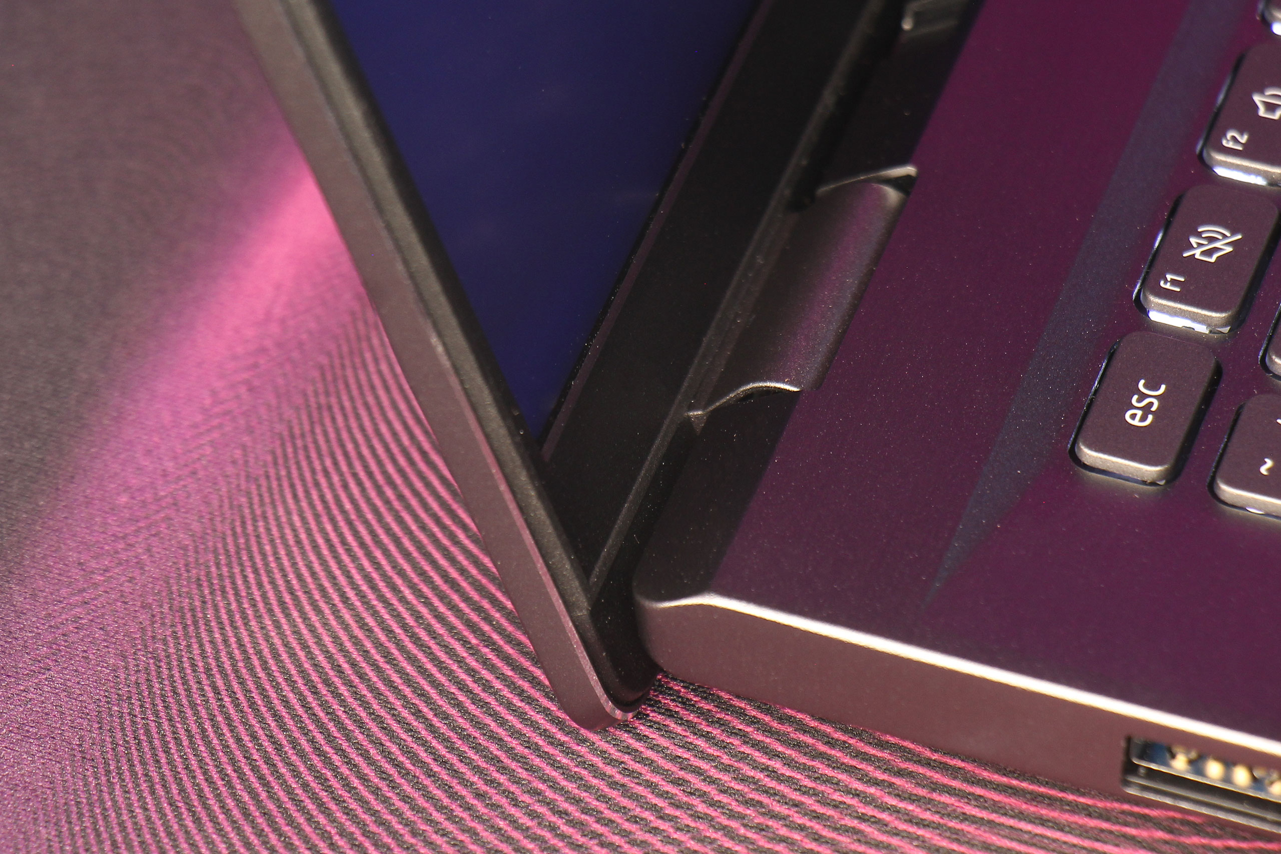 Огляд та тестування Copilot+ ноутбука Acer Swift 14 AI (SF14-11-X6V5) на базі процесора Snapdragon X Plus