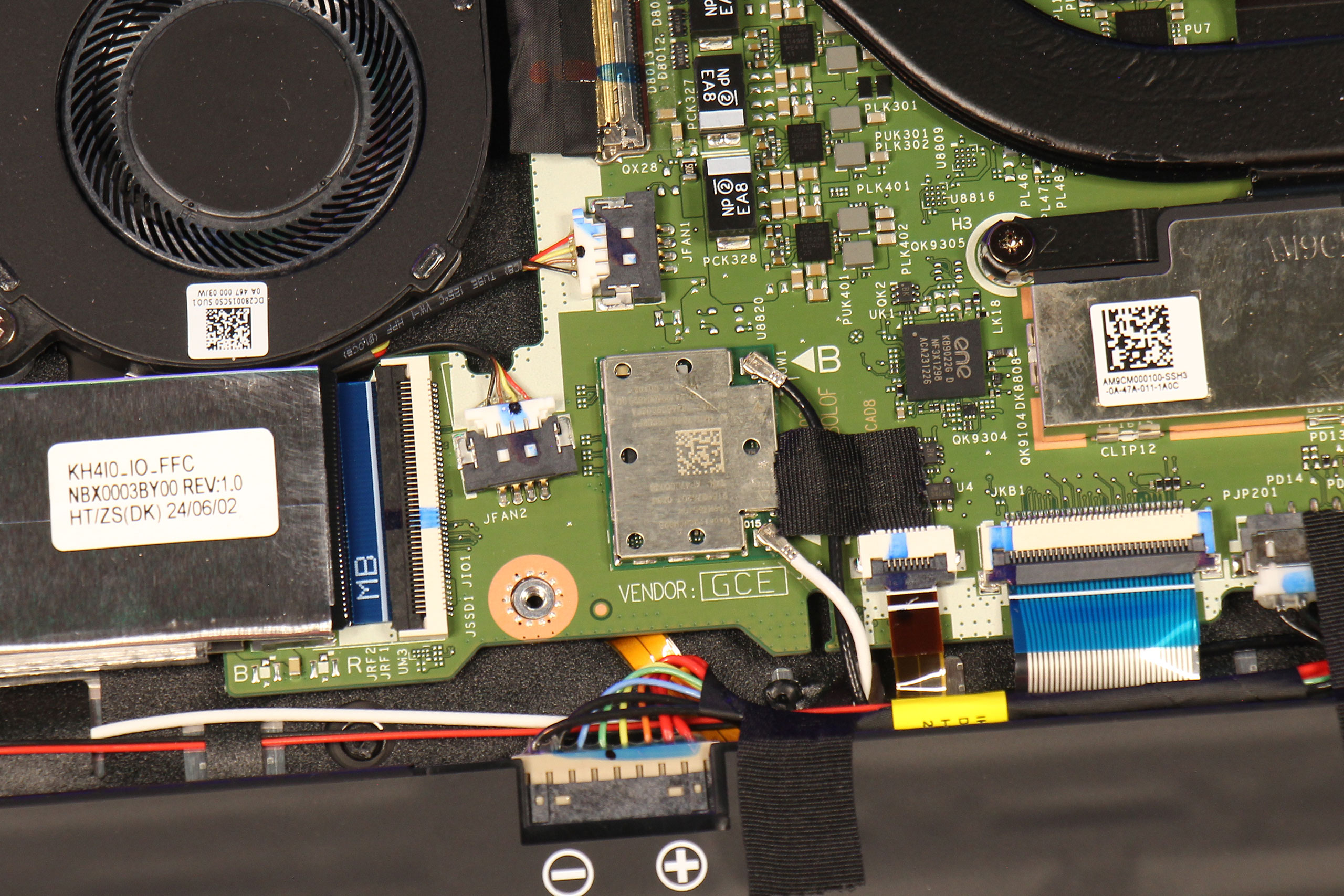 Огляд та тестування Copilot+ ноутбука Acer Swift 14 AI (SF14-11-X6V5) на базі процесора Snapdragon X Plus