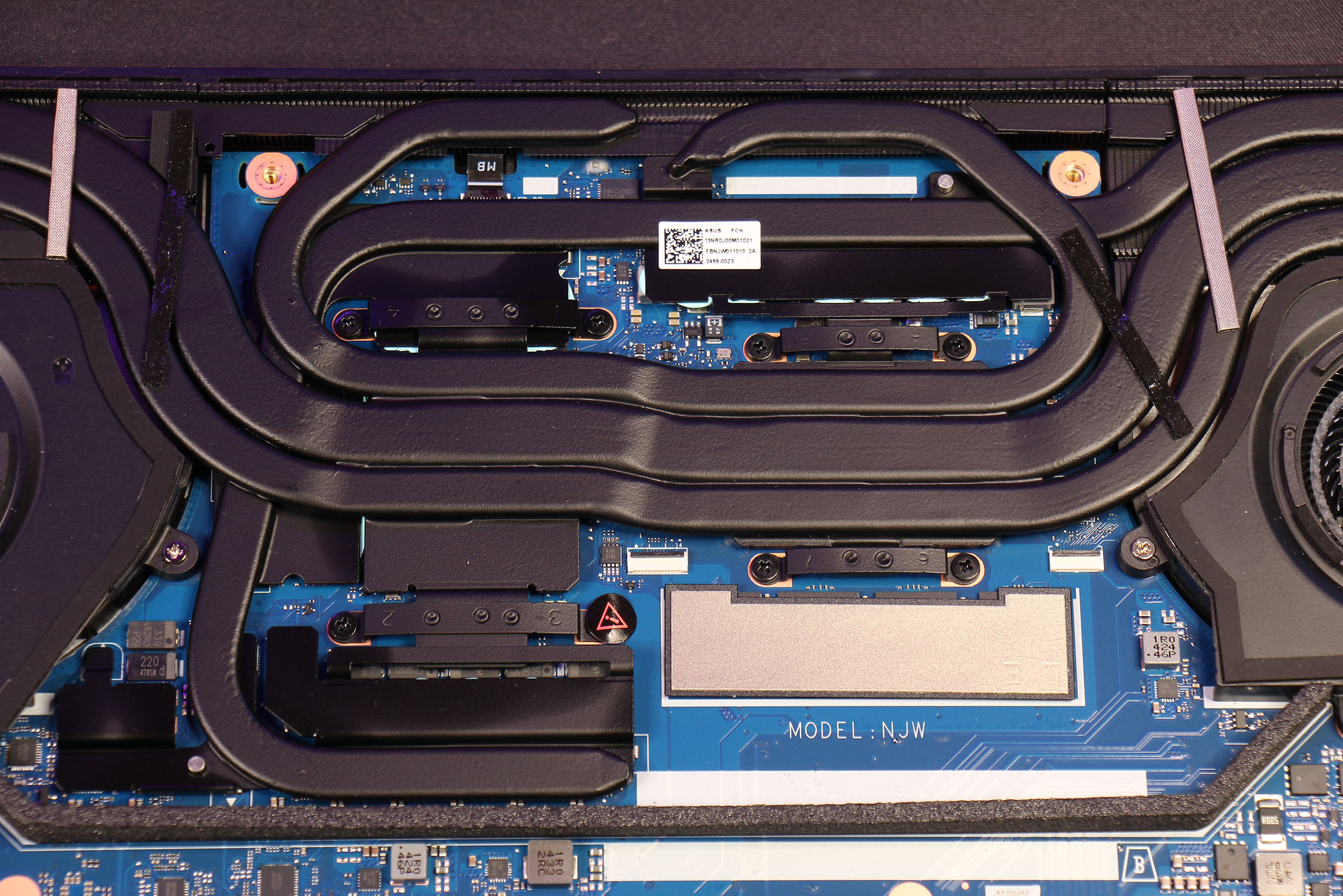 Обзор и тестирование игрового 16″ ноутбука ASUS TUF Gaming A16 (2024) FA608 на базе процессора AMD Ryzen AI 9 HX370 и видеокарты NVIDIA GeForce RTX 4070