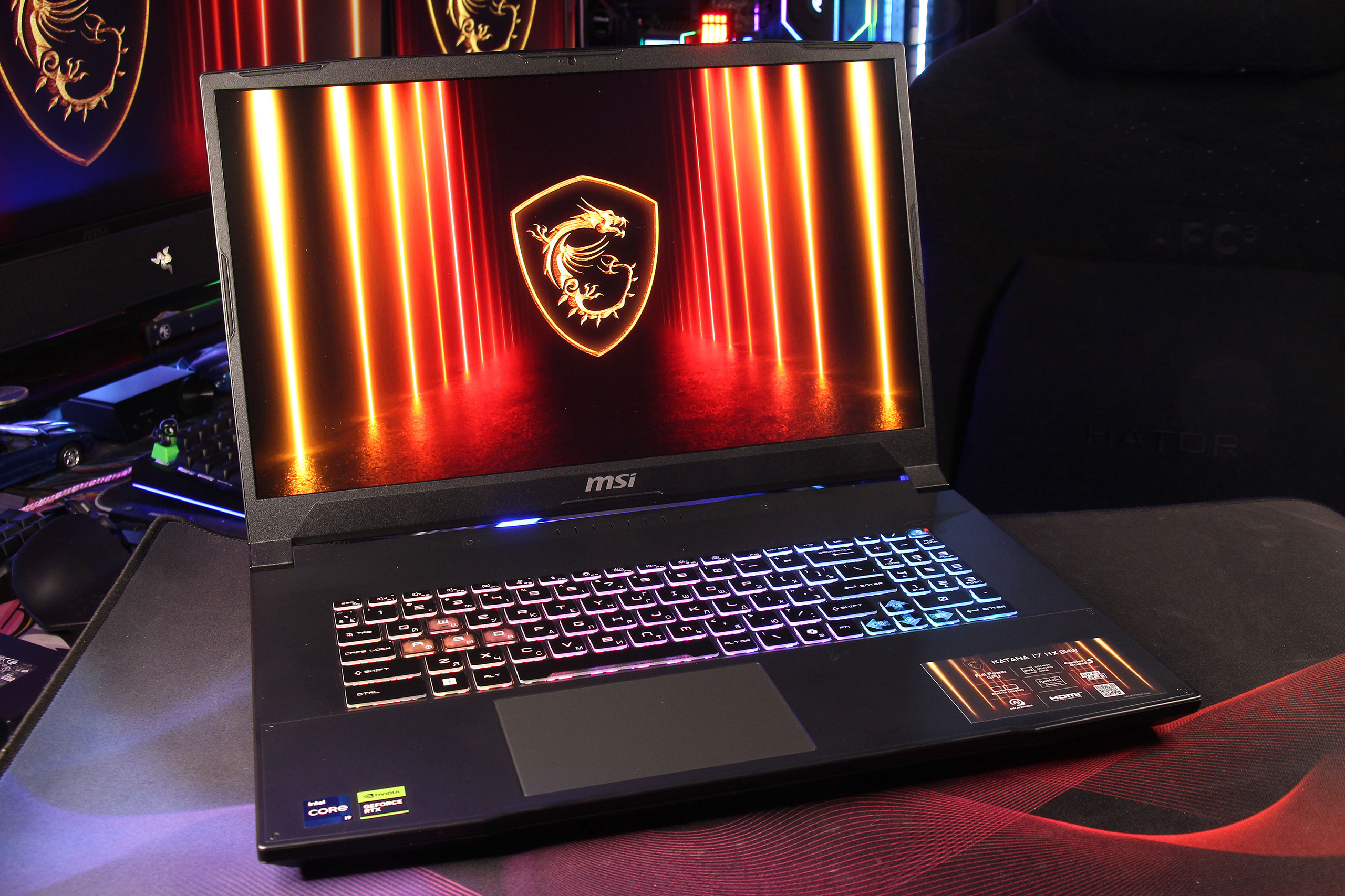 Огляд та тестування ігрового 17″ ноутбука MSI Katana 17 HX B14W на