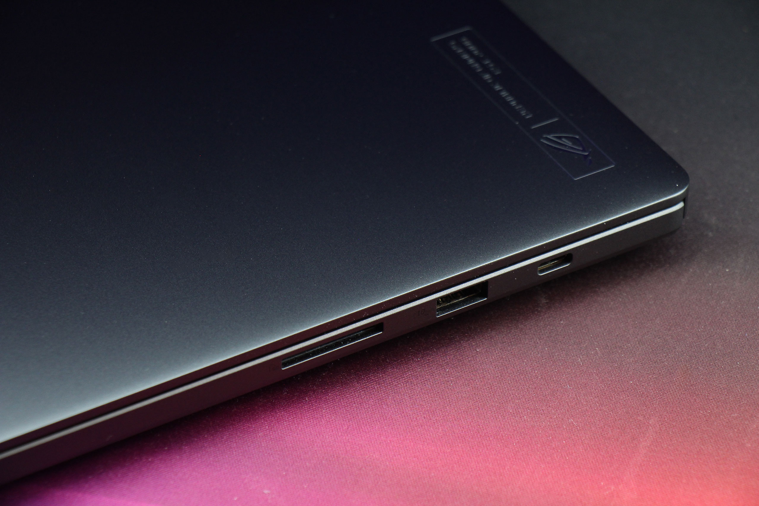 Огляд та тестування ультратонкого ігрового 14″ ноутбука ASUS ROG Zephyrus G14 (2026) GU405AW на базі процесора Intel Core Ultra 9 386H та відеокарти NVIDIA GeForce RTX 5080