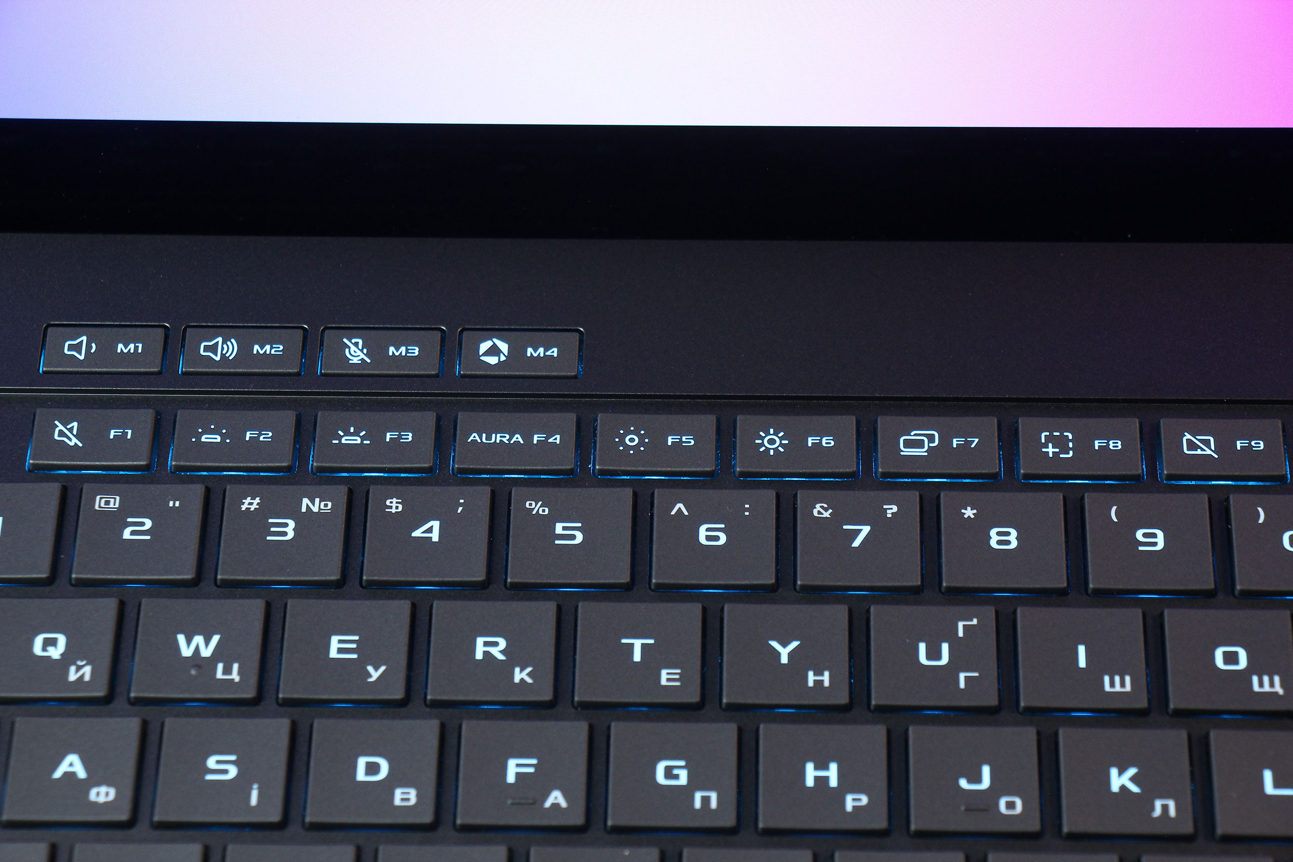 Огляд та тестування ультратонкого ігрового 14″ ноутбука ASUS ROG Zephyrus G14 (2026) GU405AW на базі процесора Intel Core Ultra 9 386H та відеокарти NVIDIA GeForce RTX 5080