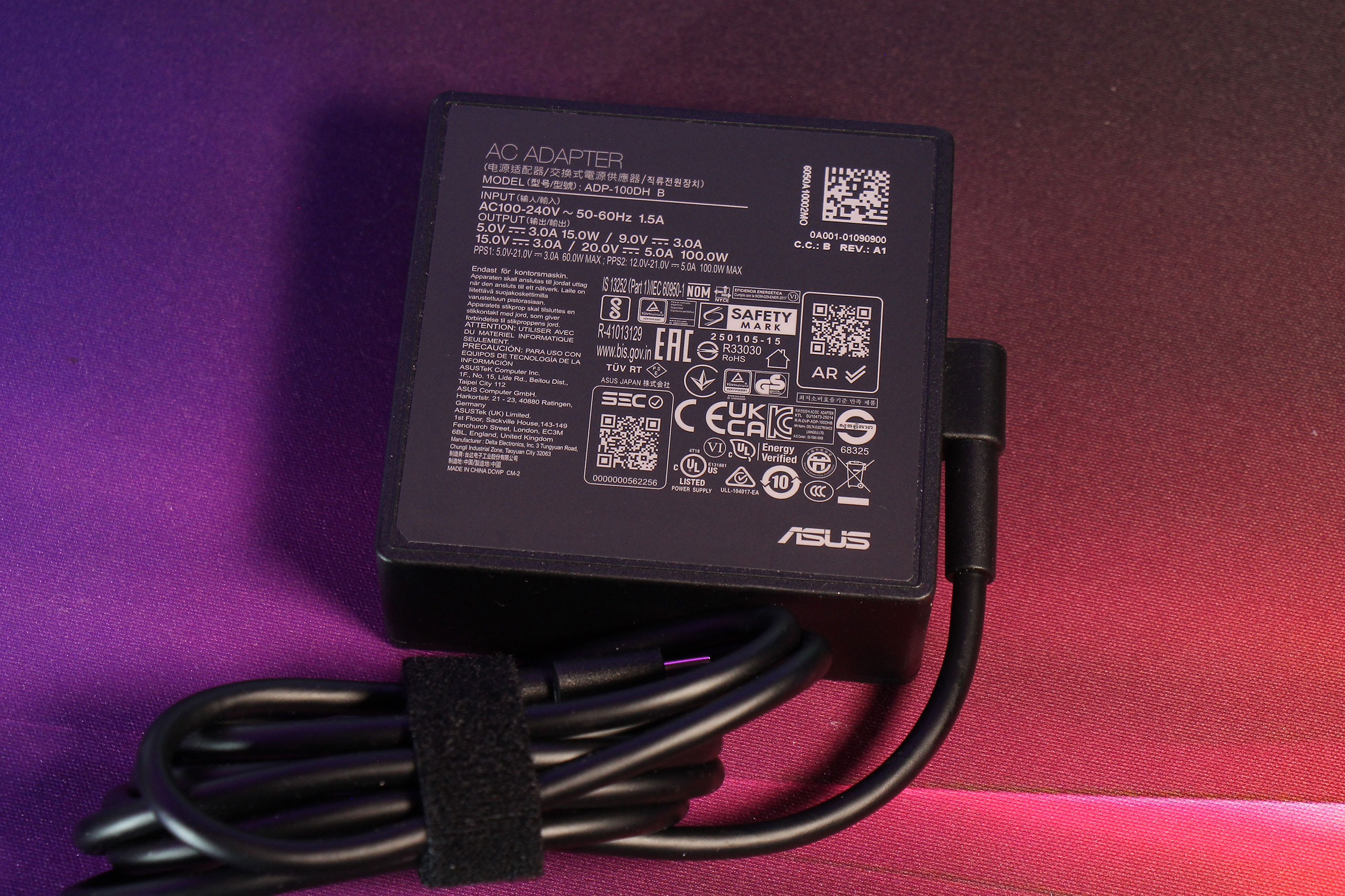 Огляд та тестування ультратонкого ігрового 14″ ноутбука ASUS ROG Zephyrus G14 (2026) GU405AW на базі процесора Intel Core Ultra 9 386H та відеокарти NVIDIA GeForce RTX 5080