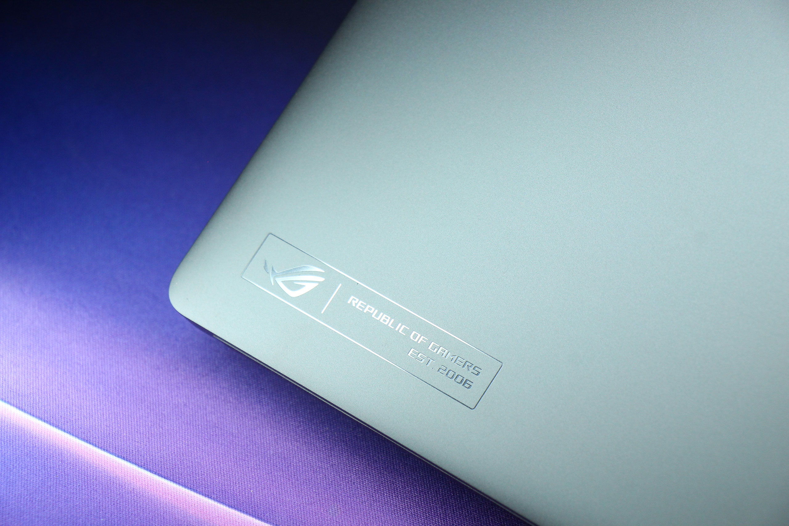 Огляд та тестування ультратонкого ігрового 14″ ноутбука ASUS ROG Zephyrus G14 (2026) GU405AW на базі процесора Intel Core Ultra 9 386H та відеокарти NVIDIA GeForce RTX 5080