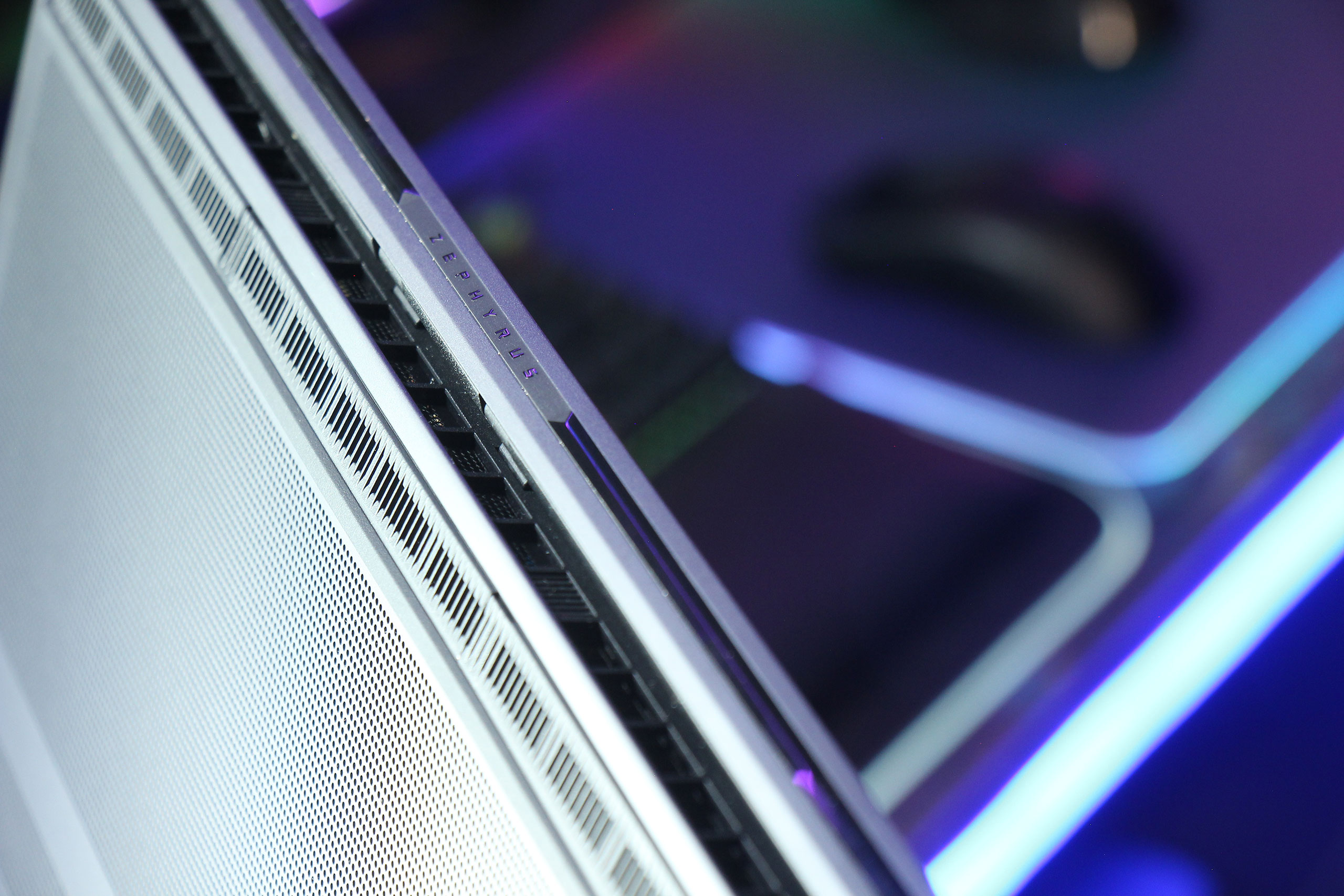 Огляд та тестування ультратонкого ігрового 14″ ноутбука ASUS ROG Zephyrus G14 (2026) GU405AW на базі процесора Intel Core Ultra 9 386H та відеокарти NVIDIA GeForce RTX 5080