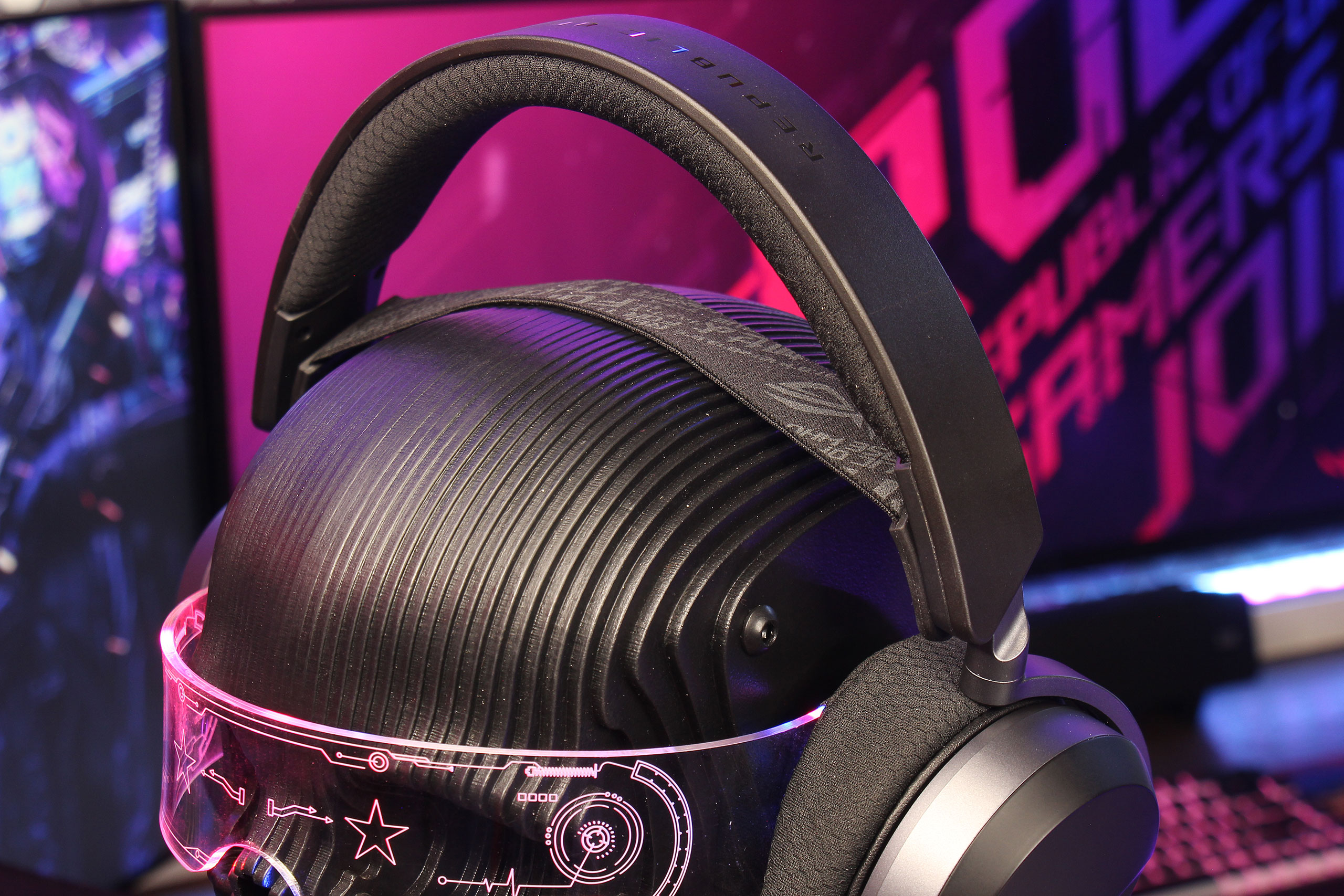 Огляд бездротової гарнітури ASUS ROG Pelta