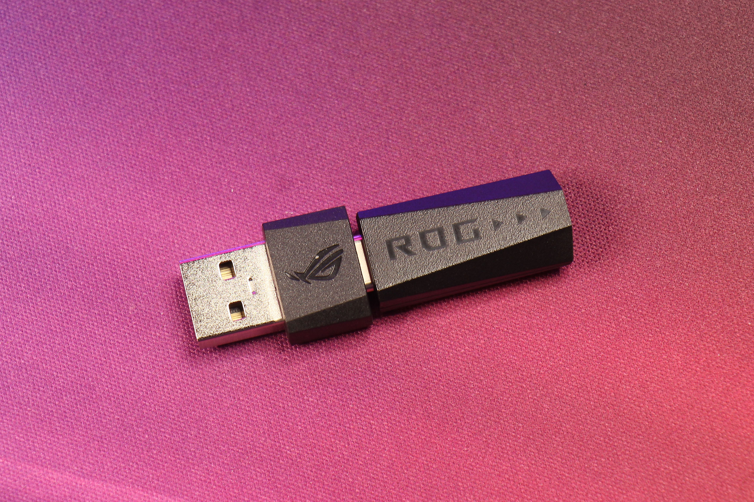 Огляд бездротової гарнітури ASUS ROG Pelta
