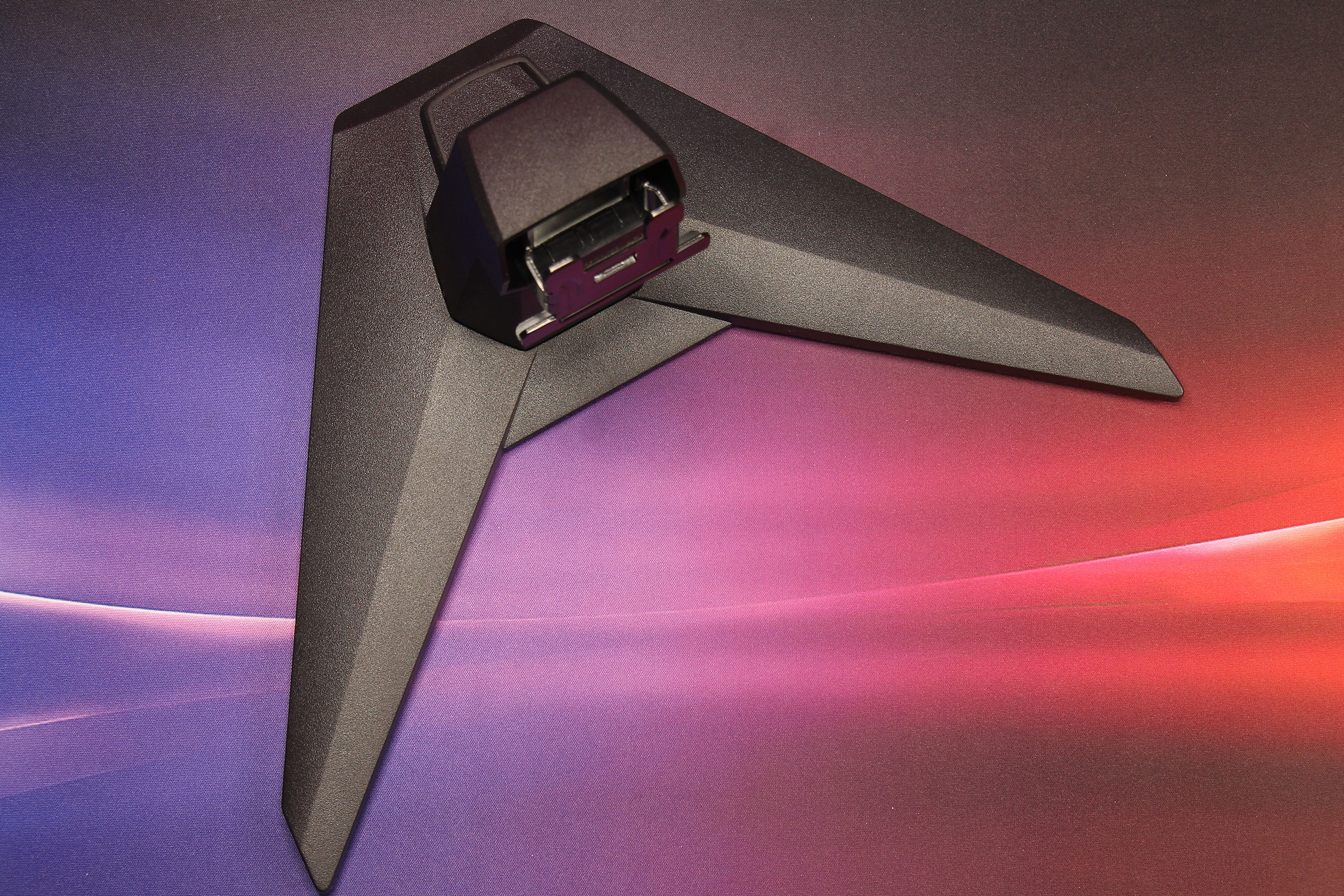 Обзор и тестирование игрового 27