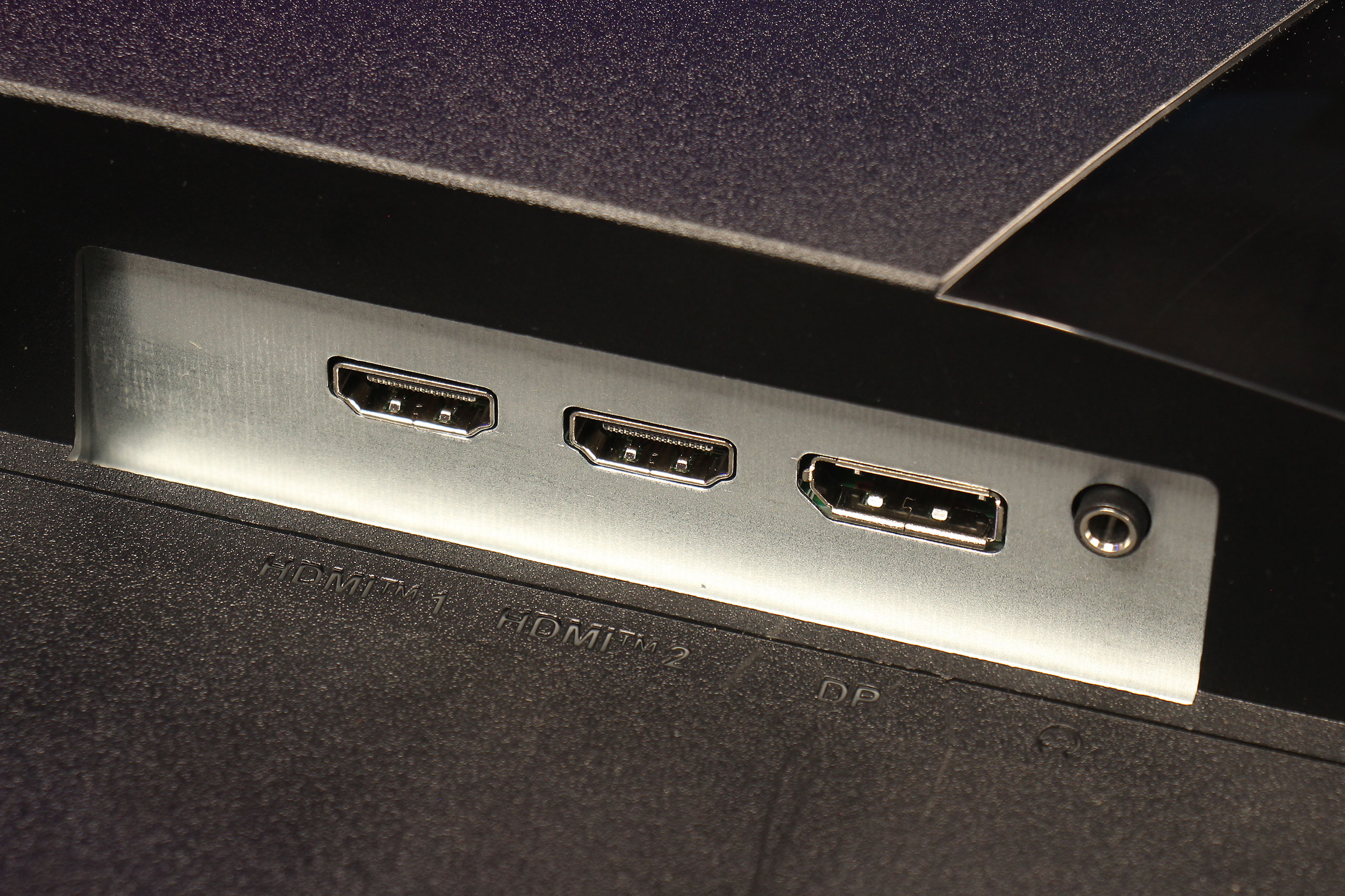 Обзор и тестирование игрового 27