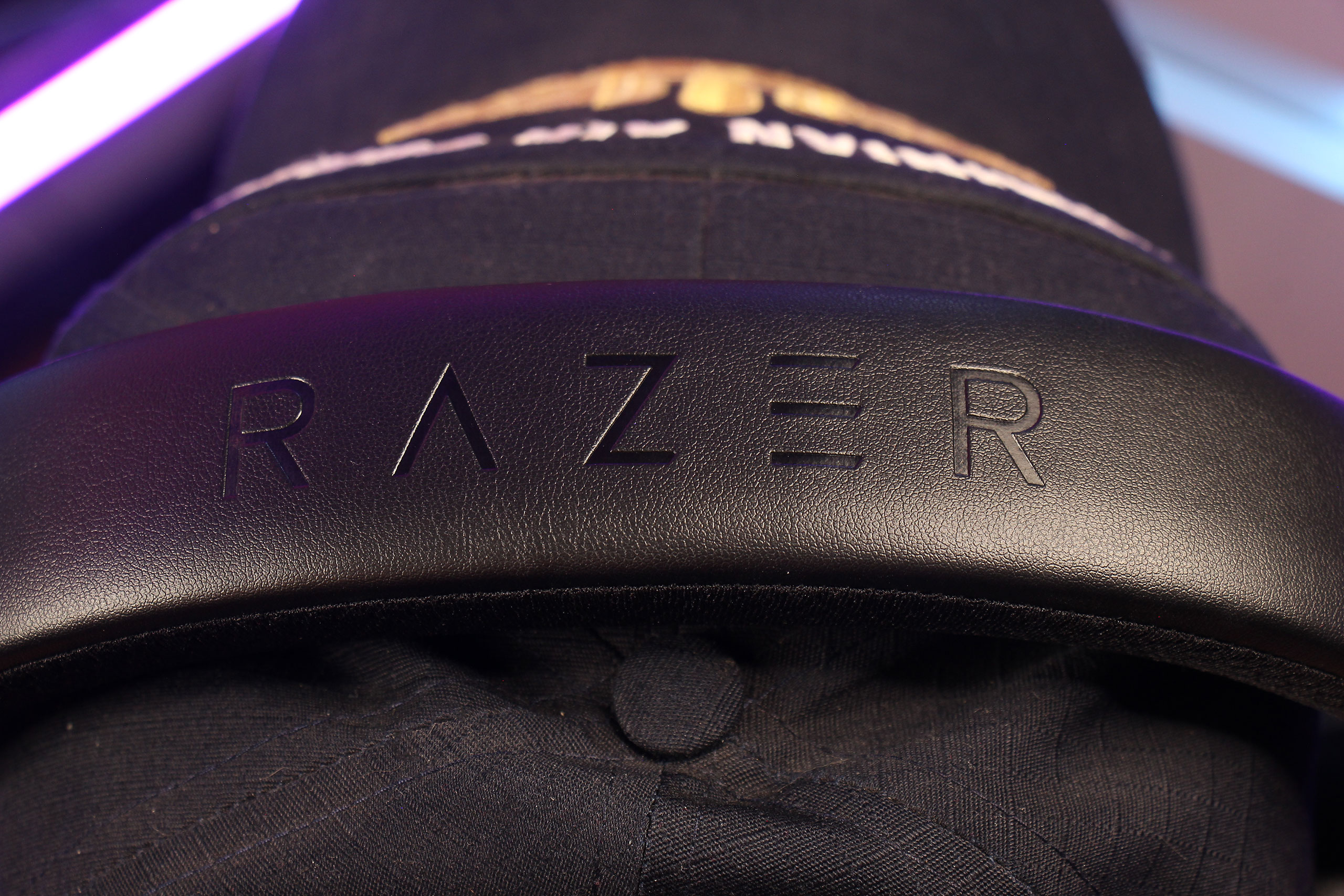 Обзор линейки игровых гарнитур Razer Kraken V4 X, V4 и V4 Pro