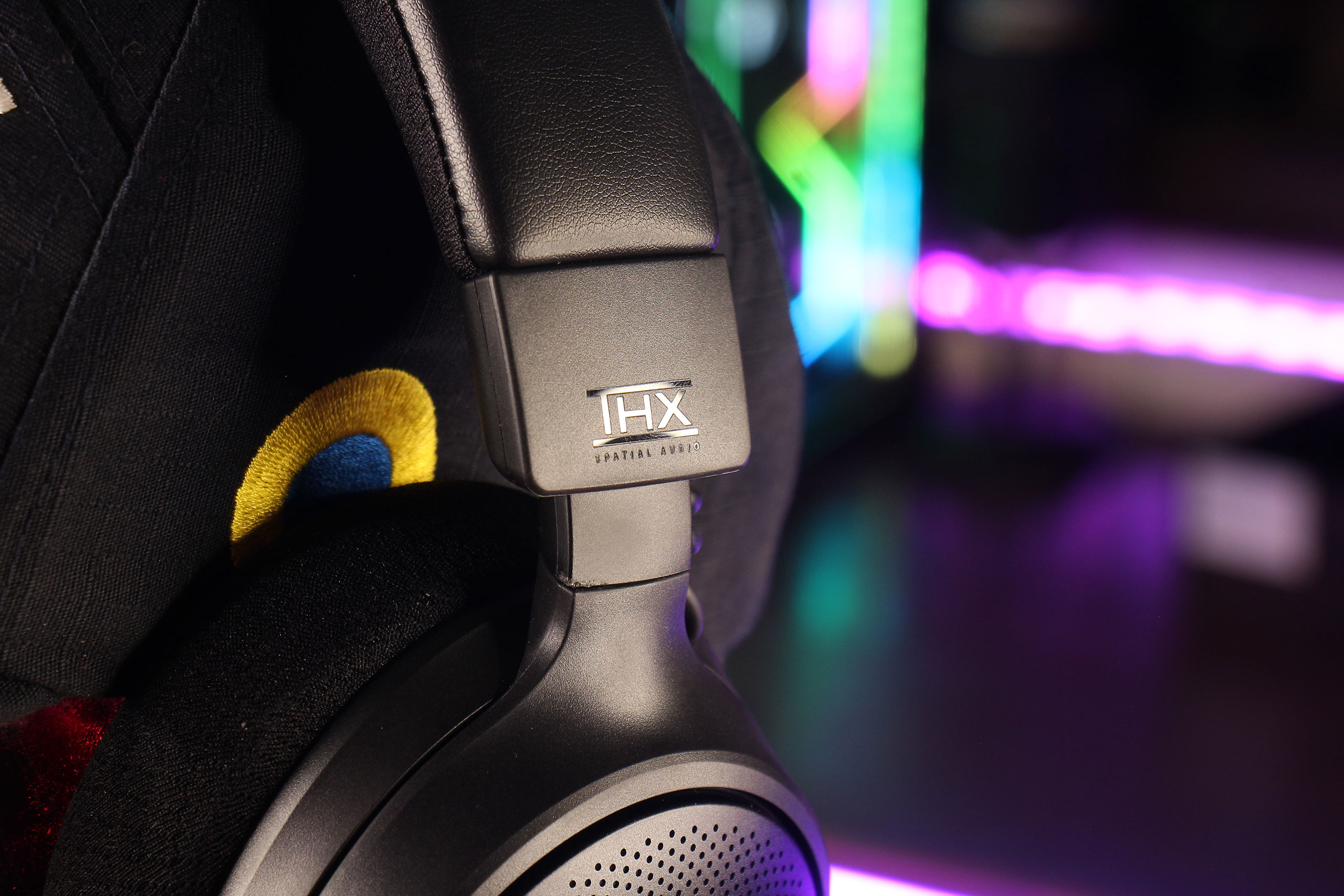 Обзор линейки игровых гарнитур Razer Kraken V4 X, V4 и V4 Pro