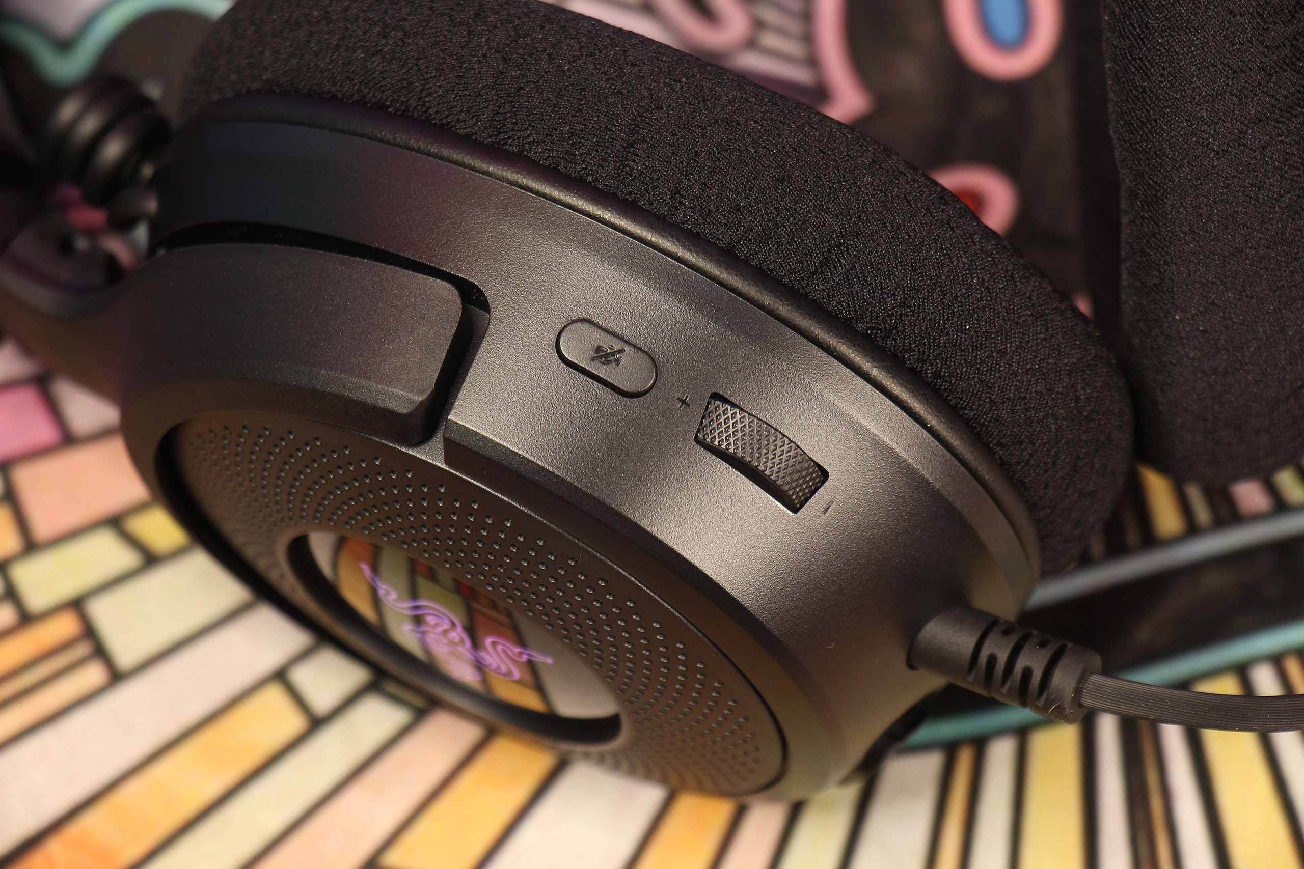 Обзор линейки игровых гарнитур Razer Kraken V4 X, V4 и V4 Pro