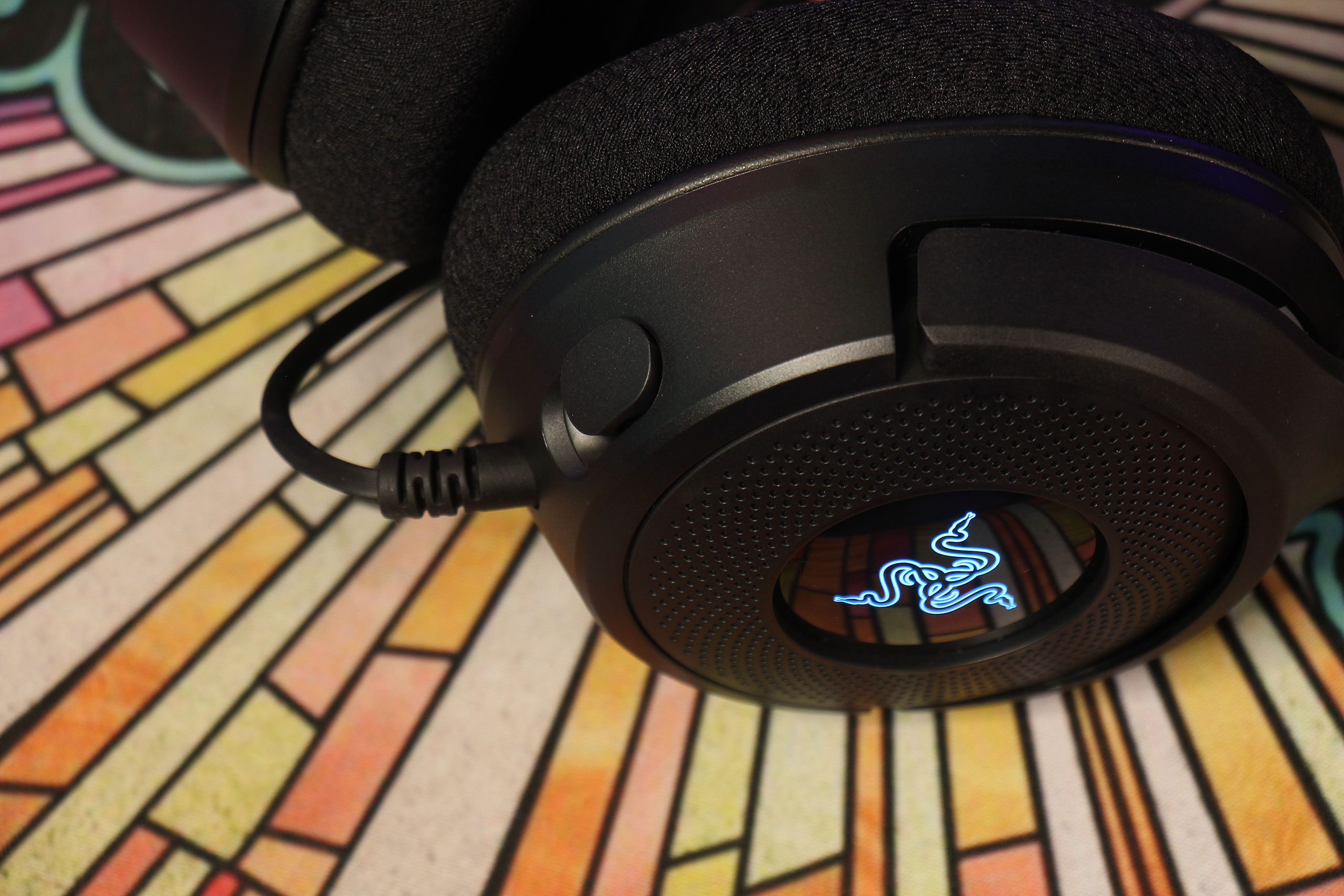 Обзор линейки игровых гарнитур Razer Kraken V4 X, V4 и V4 Pro