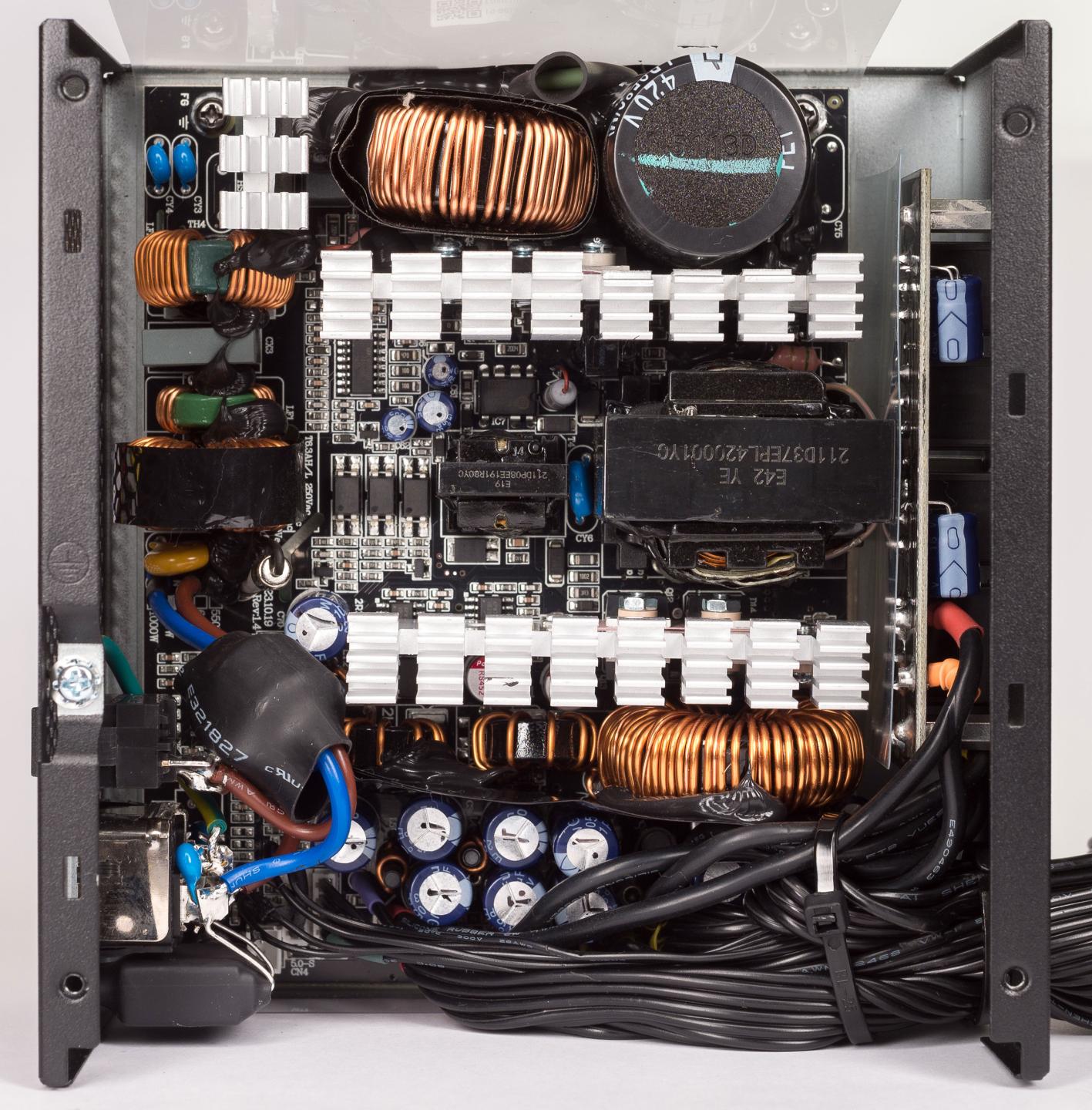 Обзор и тестирование «бронзового» блока питания Chieftec VITA SM3 BPX-850-C с поддержкой видеокарт PCIe 5.0 и мощностью 850 Вт