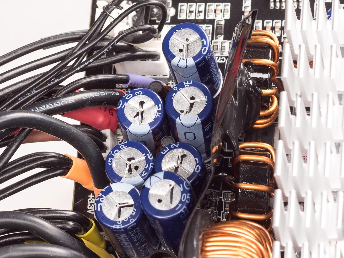 Обзор и тестирование «бронзового» блока питания Chieftec VITA SM3 BPX-850-C с поддержкой видеокарт PCIe 5.0 и мощностью 850 Вт