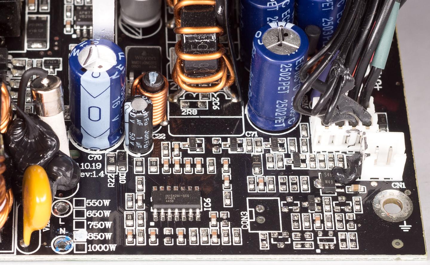 Обзор и тестирование «бронзового» блока питания Chieftec VITA SM3 BPX-850-C с поддержкой видеокарт PCIe 5.0 и мощностью 850 Вт