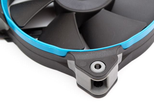 Corsair SP120 PWM High Performance Edition Corsair SP120 PWM High Performance Edition