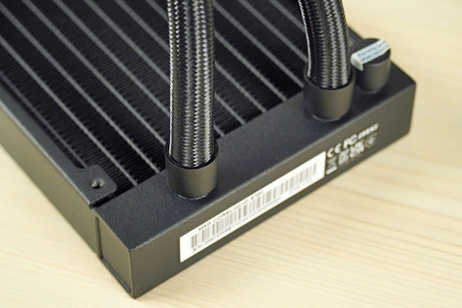 MSI MAG CoreLiquid E360 та MAG CoreLiquid E240