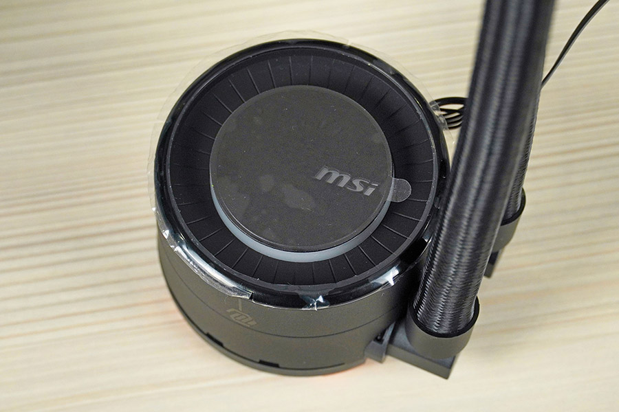 MSI MAG CoreLiquid E360 та MAG CoreLiquid E240