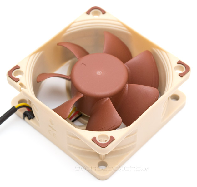Noctua NF-A6x25 FLX Noctua NF-A6x25 FLX