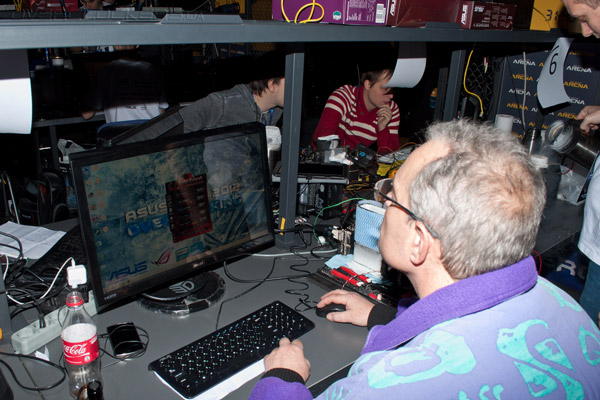 ASUS Open Overclocking Cup 2012 ASUS Open Overclocking Cup 2012