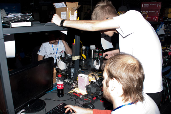 ASUS Open Overclocking Cup 2012 ASUS Open Overclocking Cup 2012