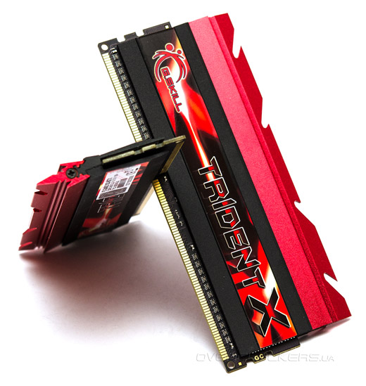G.Skill F3-2400C10D-8GTX TridentX