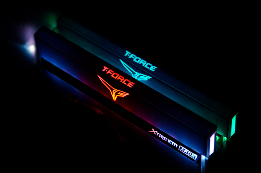 Team T-FORCE XTREEM ARGB TF10D416G3200HC16CDC01
