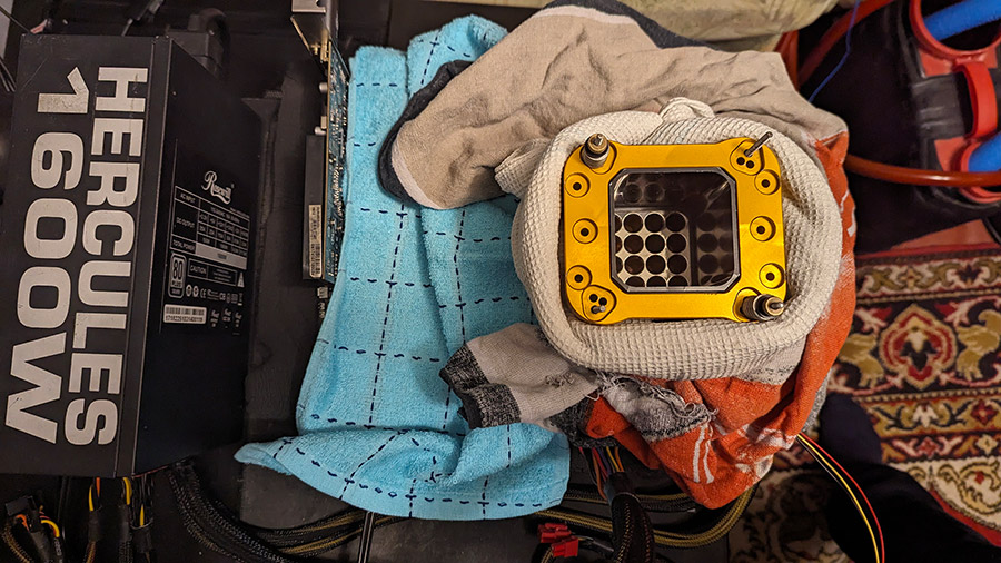 ASUS ROG Maximus Z790 Apex Encore