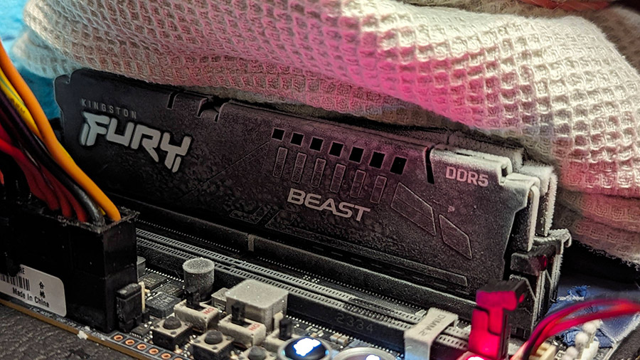 ASUS ROG Maximus Z790 Apex Encore