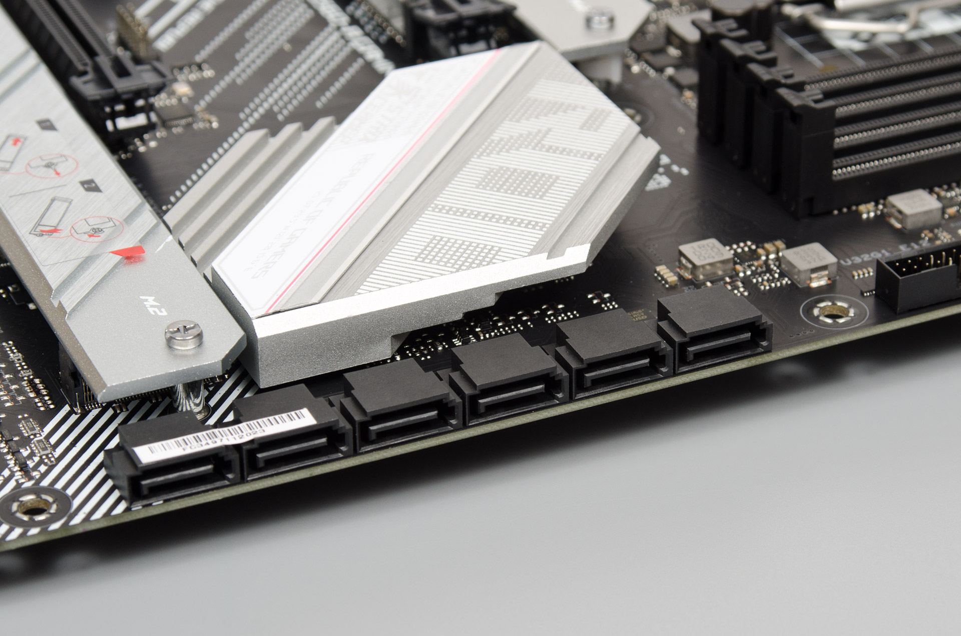 E gaming. ASUS ROG Strix b560. ASUS ROG Strix b560-i. ROG B 560. ASUS ROG Strix b560-g.