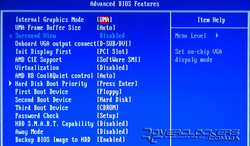 Internal graphics. Старый биос: Advanced BIOS features > first Boot device. Биос Gigabyte peripherals. Экран настройки биос. Настройки биос integrated.