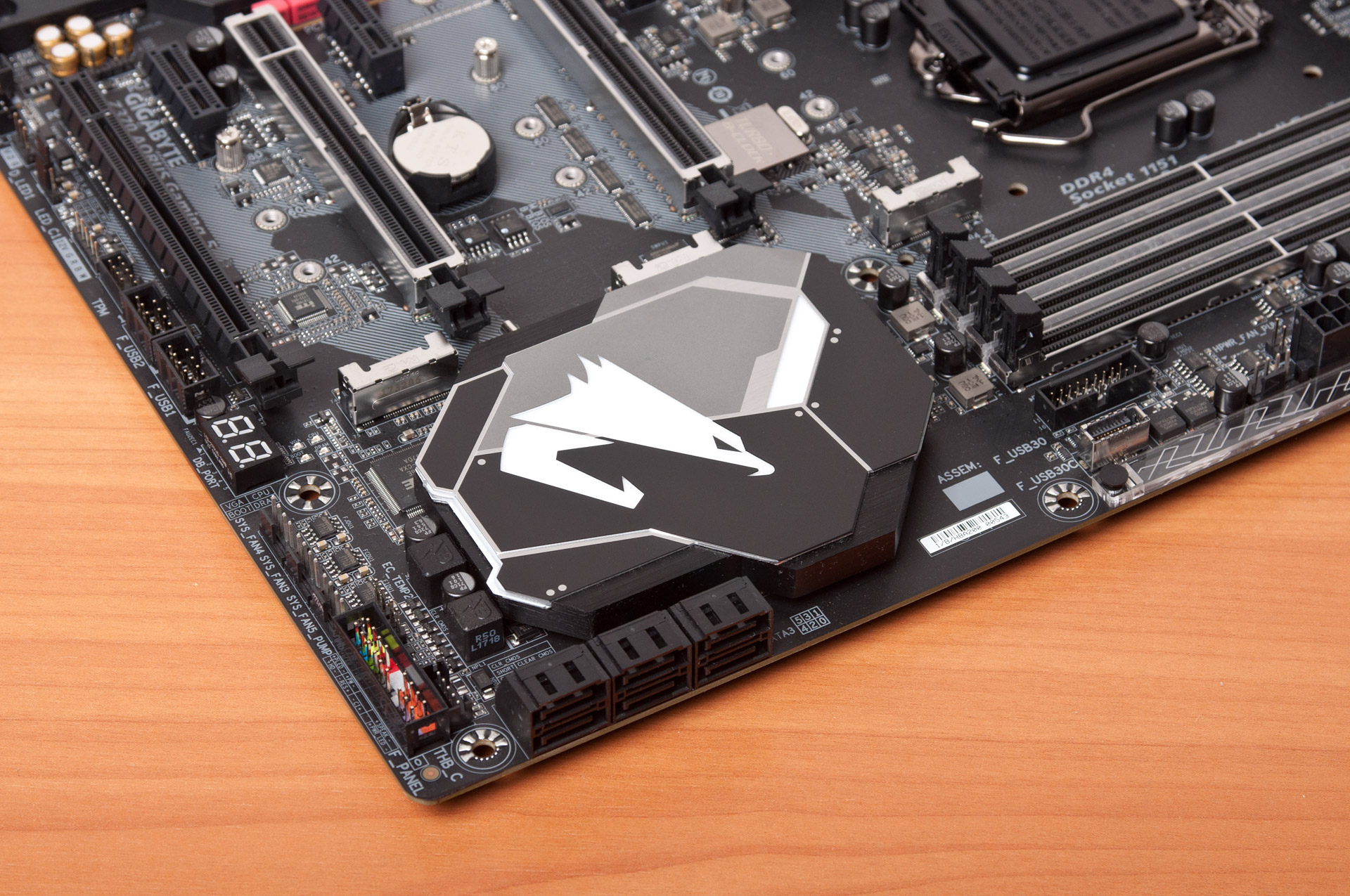 Aorus z370 3pin. Aorus elite x470. материнская плата z370 aorus gaming 3. Z370 aorus ultra gaming. материнская плата gigabyte z370 aorus ultra gaming.