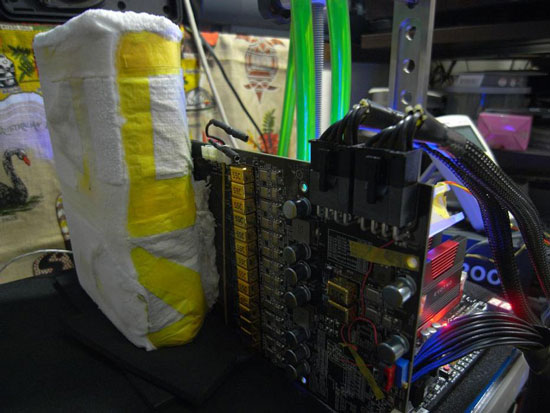 Японский оверклокер побил рекорд в бенчмарке Heaven DX11 Японский оверклокер побил рекорд в бенчмарке Heaven DX11