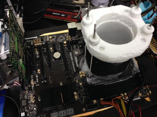 Процессор AMD A10-6800K разогнан до 8520 МГц Процессор AMD A10-6800K разогнан до 8520 МГц