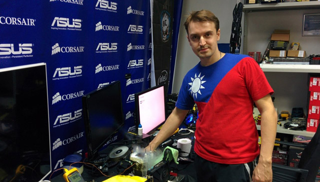 новый рекорд разгона процессора AMD FX-8320 – 8171 МГц