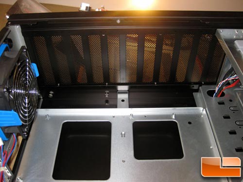 HPTX-совместимый корпус EVGA HPTX-совместимый корпус EVGA