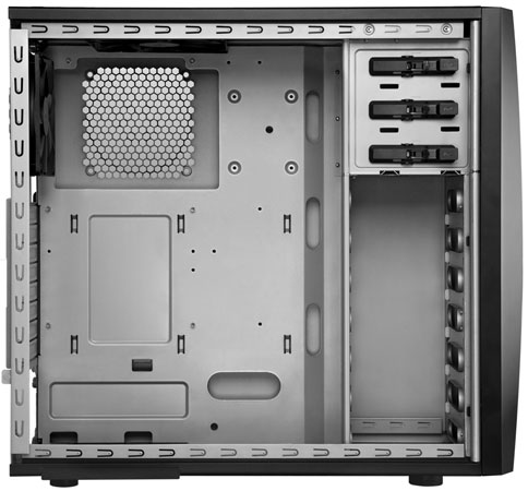 Корпус Antec ThreeHundredTwo