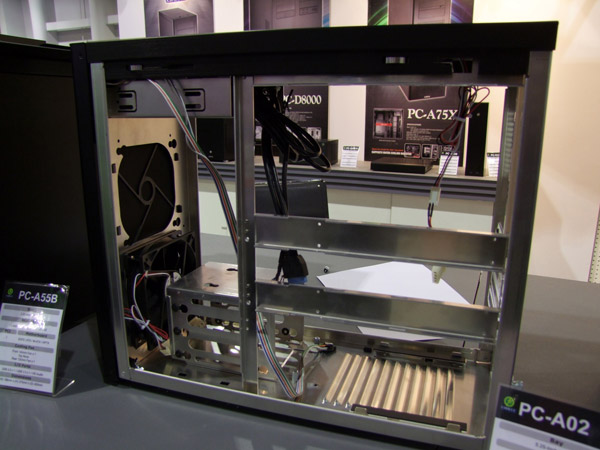 Корпус Lian Li A02